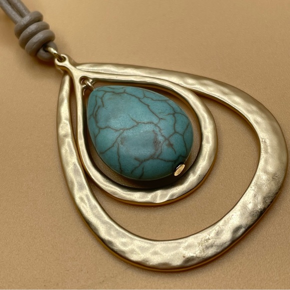 Howard’s Light Gold Tone Corded Faux Turquoise Pendant Long Necklace - Picture 2 of 5